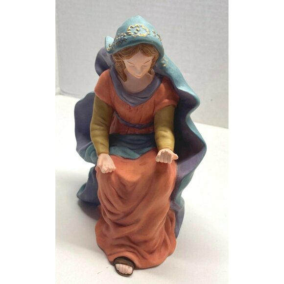 Kirkland Nativity Virgin Mary Kneeling Figurine Porcelain Replacement 75177 - Picture 7 of 9